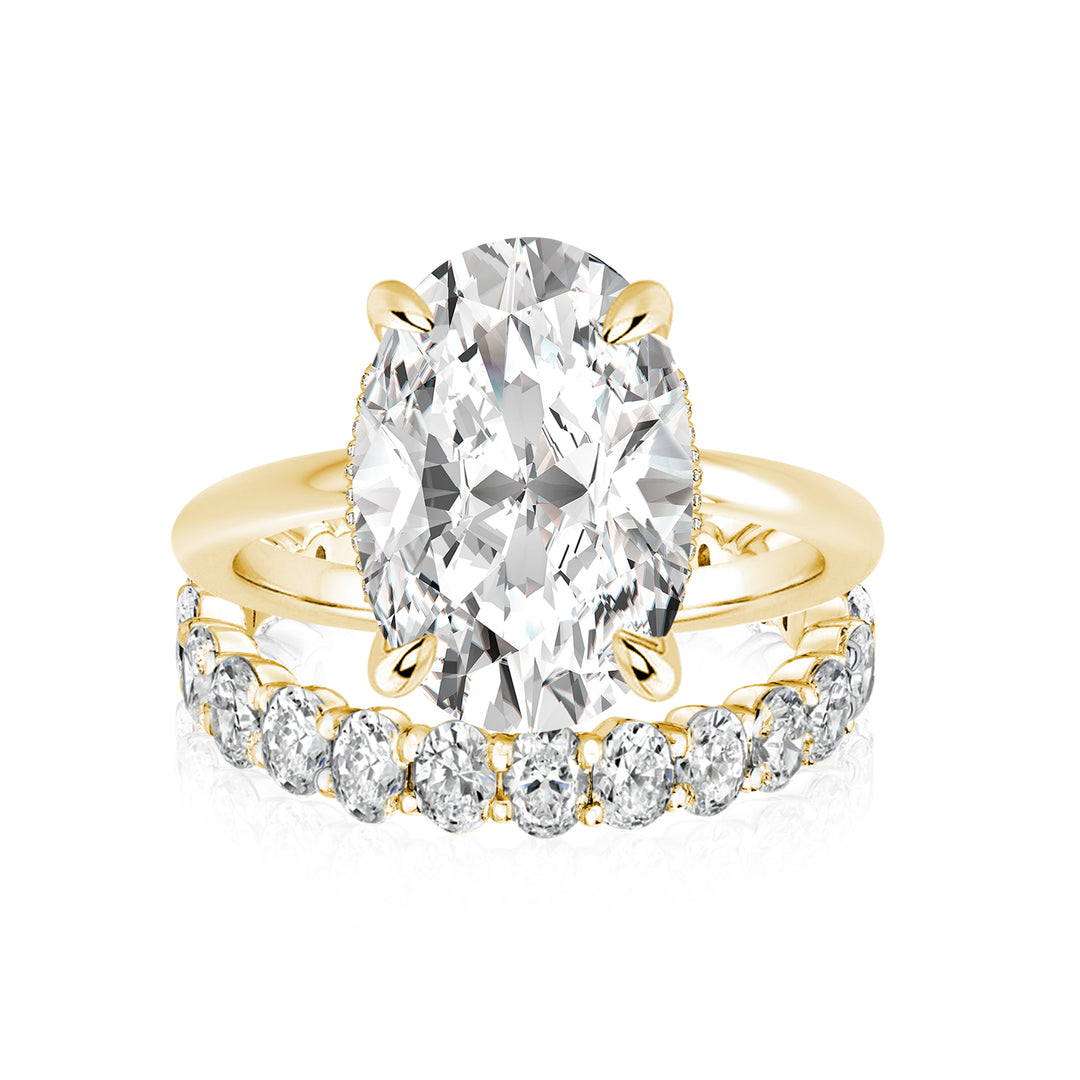 Moissanite 5.5 Ct Solitaire Oval Cut Yellow Gold Engagement Ring with Eternity Oval Cut Ring