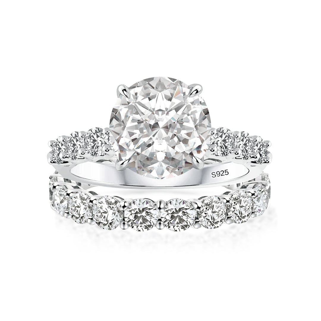 Moissanite 4.0Ct Round Cut Side Stone White Gold Travel Bridal Set