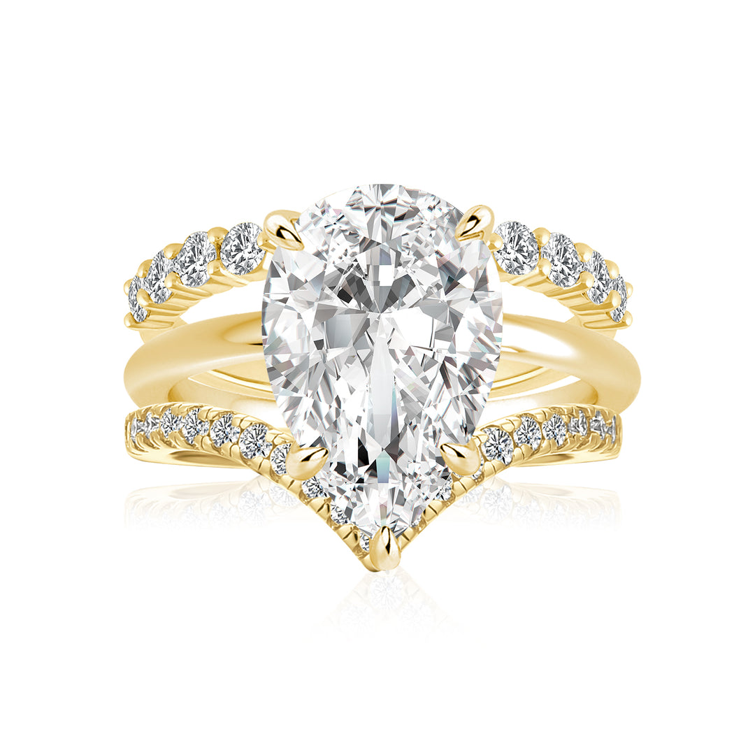 Moissanite 4.0Ct Solitaire Pear Cut Yellow Gold Wedding Ring with V Contour Wedding Band