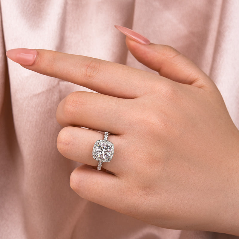 Rodiffy Moissanite 2.0 Ct Halo Round Cut White Gold Promise Ring