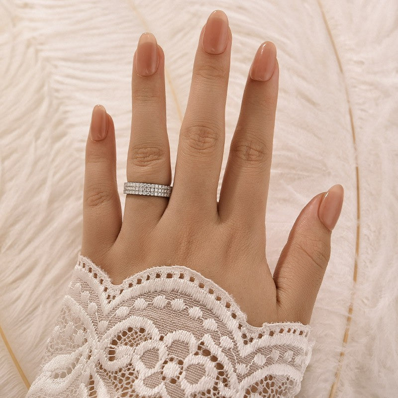 Moissanite 2.0Ct Classic Round Cut Wide Wedding Band In Sterling Silver