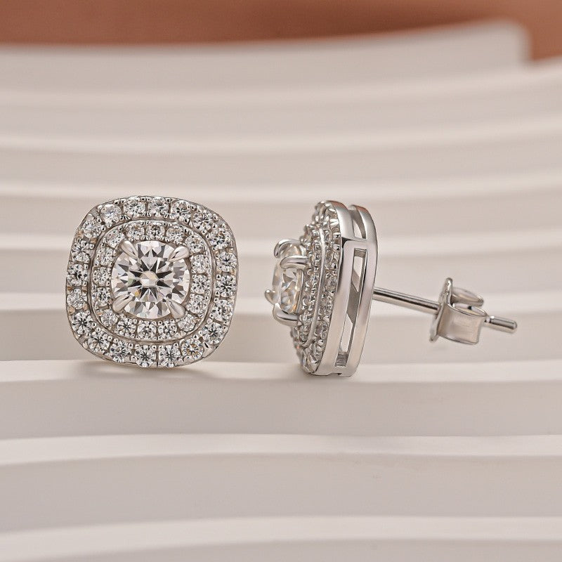 Moissanite 0.9Ct Double Halo Round Cut Stud Earrings In Sterling Silver