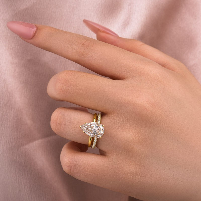 Moissanite Solitaire 4.0Ct Pear Cut Yellow Gold Women's Wedding Ring Set