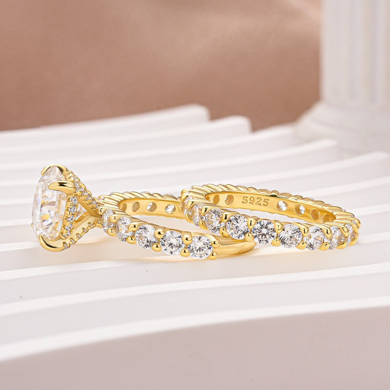 Moissanite 4.0Ct Round Cut Side Stone Yellow Gold Travel Bridal Set