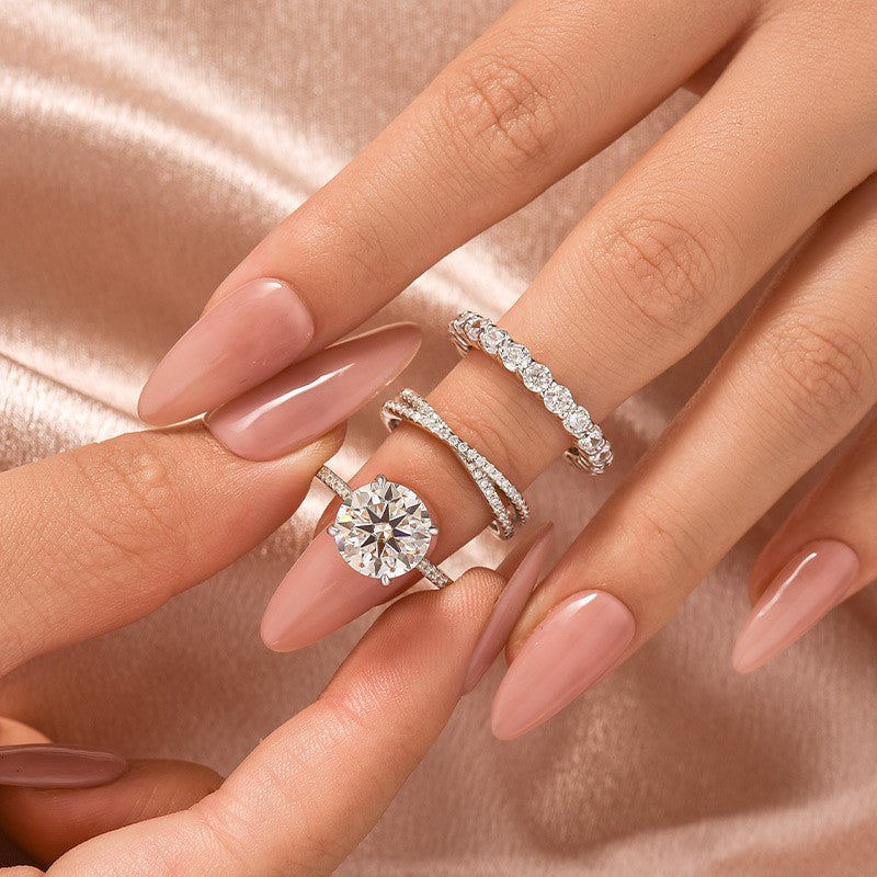 4.0 Ct Round Cut Moissanite Diamond Wedding Ring with Twist Bands