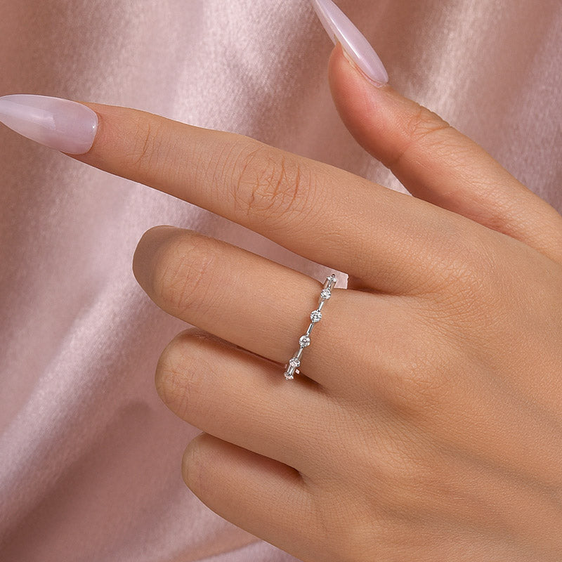 Rodiffy Moissanite 0.2 Ct Round Cut Women's Wedding Band