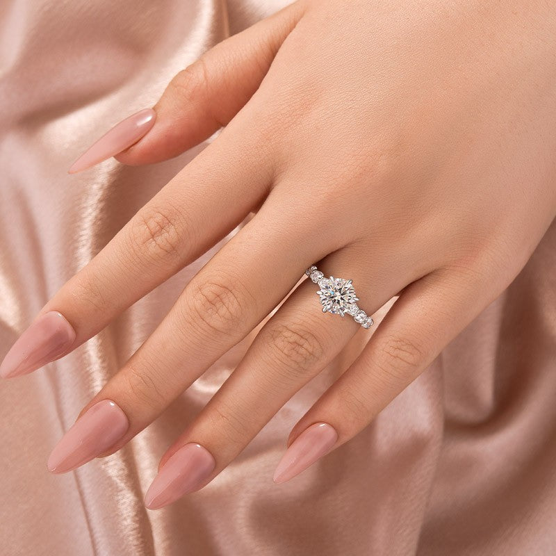 Moissanite 2.0 Ct 6 Prong Round Cut White Gold Engagement Ring