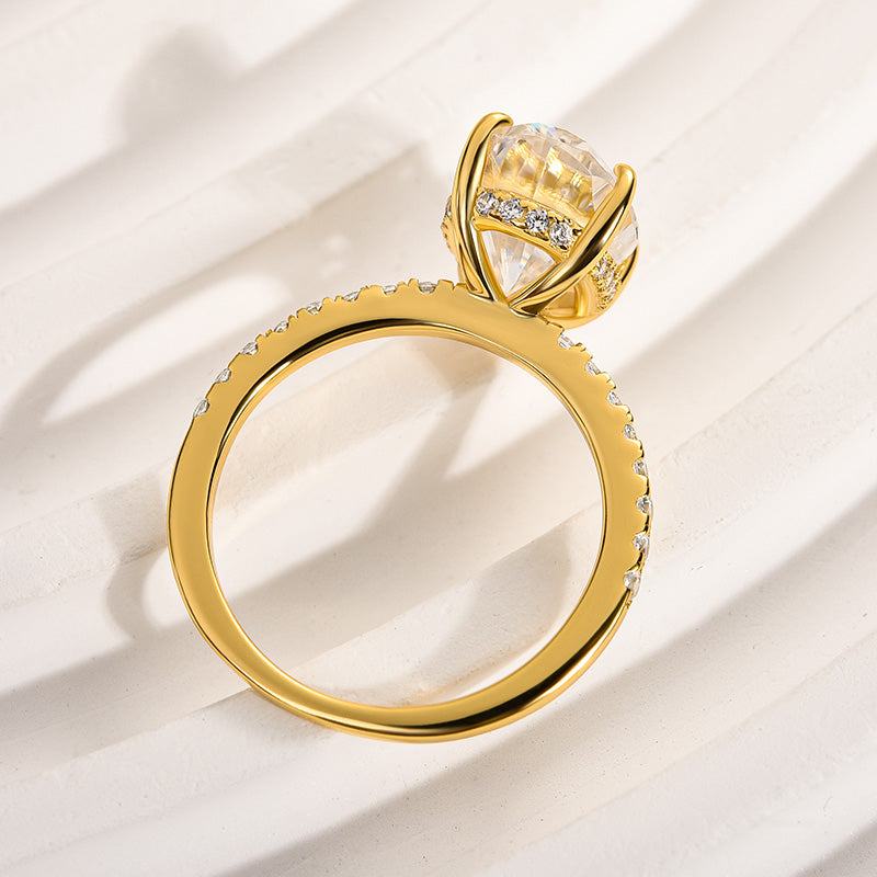 Moissanite 2.0 Ct ~5.5 Ct Oval Cut Pavé Yellow Gold Engagement Ring For Women