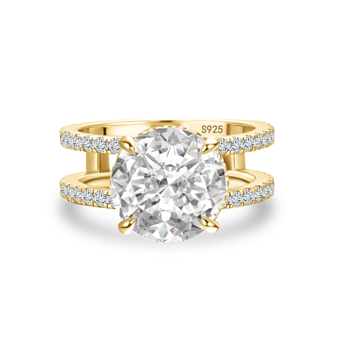 Moissanite Split Shank Design 4.0Ct Round Cut Yellow Gold Engagement Ring