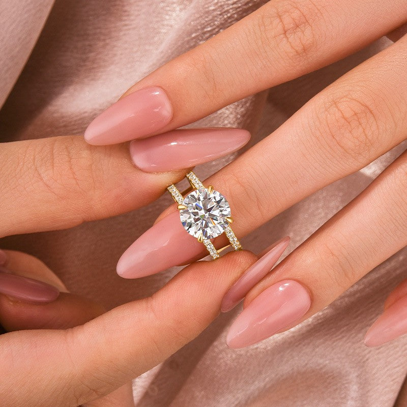Moissanite Split Shank Design 4.0Ct Round Cut Yellow Gold Engagement Ring