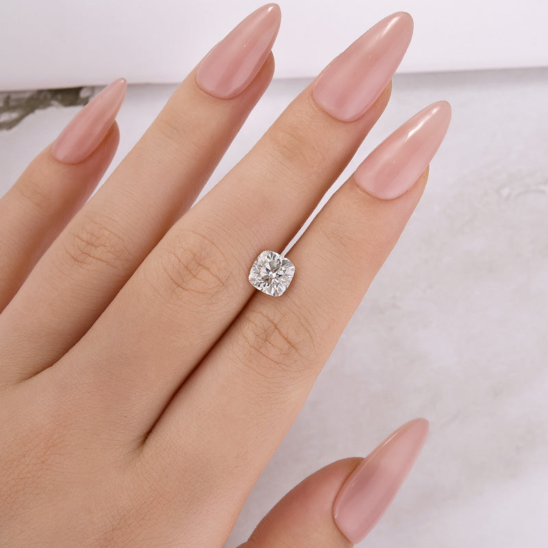 Cushion Cut 2.0 Carat Colorless D VVS1 Moissanite Loose Stone