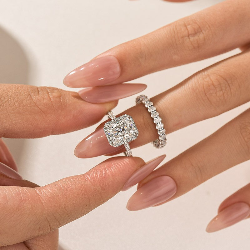 Moissanite 3.0Ct Halo Radiant Cut White Gold Wedding Ring with Oval Cut Wedding Band