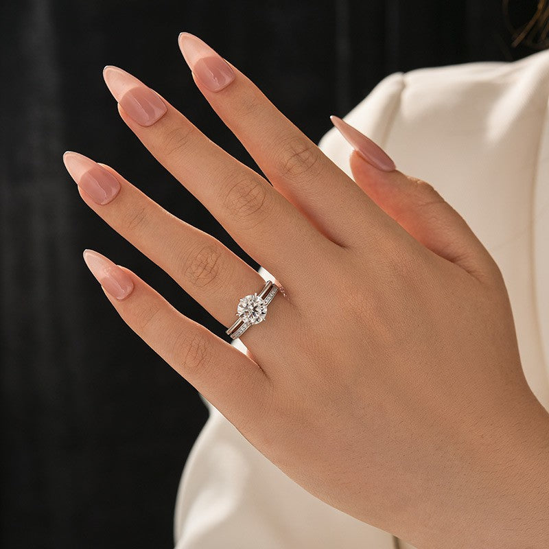 Moissanite 2.0Ct Solitaire Round Cut White Gold Stack Wedding Ring with Pavé Eternity Ring