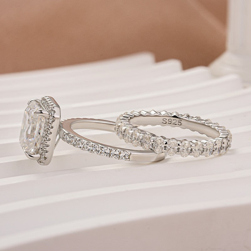 Moissanite 3.0Ct Halo Radiant Cut White Gold Wedding Ring with Oval Cut Wedding Band