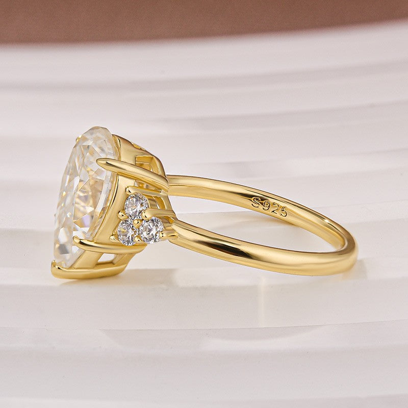 Rodiffy Moissanite 3.0 Ct Pear Cut Yellow Gold Engagement Ring with Round Cut Side Stone