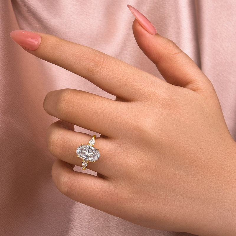 Rodiffy Moissanite 4.0 Ct Oval Cut Yellow Gold Promise Ring