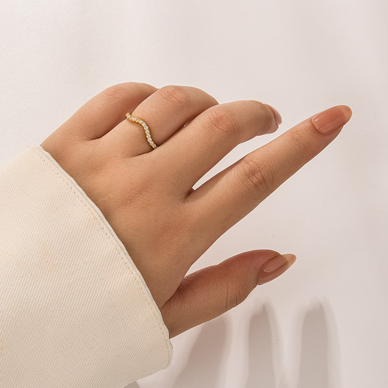 1.0Ct Round Cut Yellow Gold Curve Wedding Band In Sterling Silver