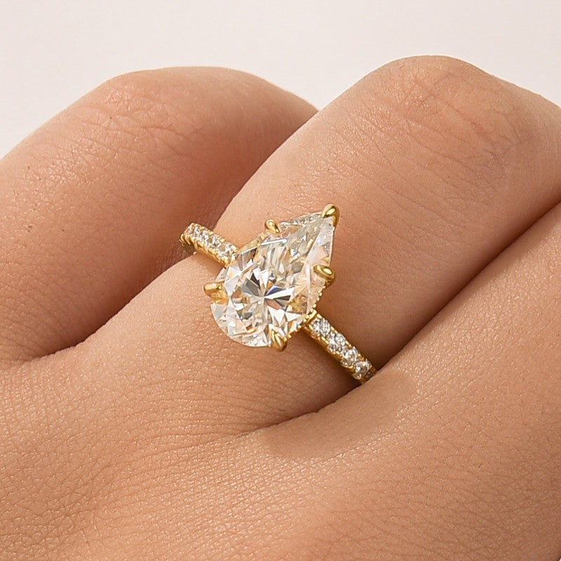 Moissanite 2.8Ct Pear Cut Yellow Gold Promise Ring For Women
