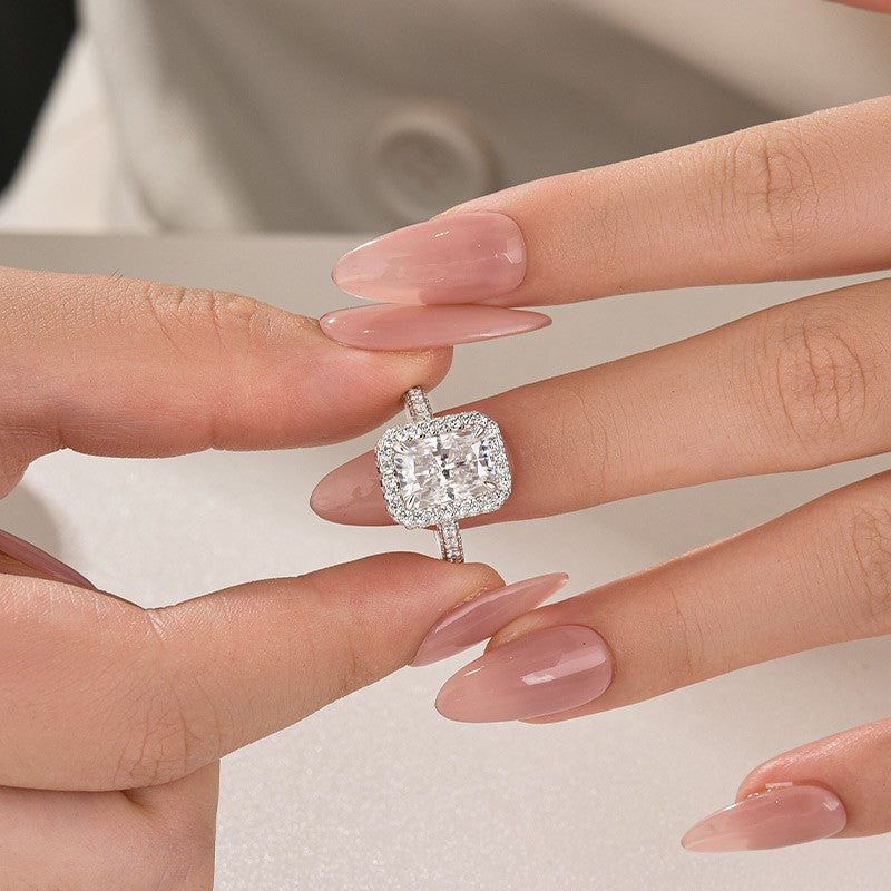 Moissanite 3.5Ct Radiant Cut Halo Engagement Ring In Sterling Silver
