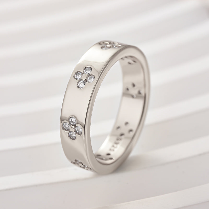 Rodiffy Moissanite White Gold Clover Wide Wedding Band