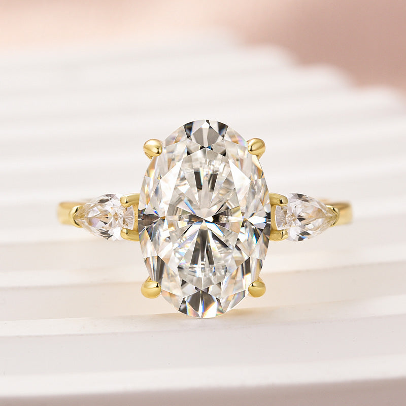 Rodiffy Moissanite 4.0 Ct Oval Cut Yellow Gold Promise Ring