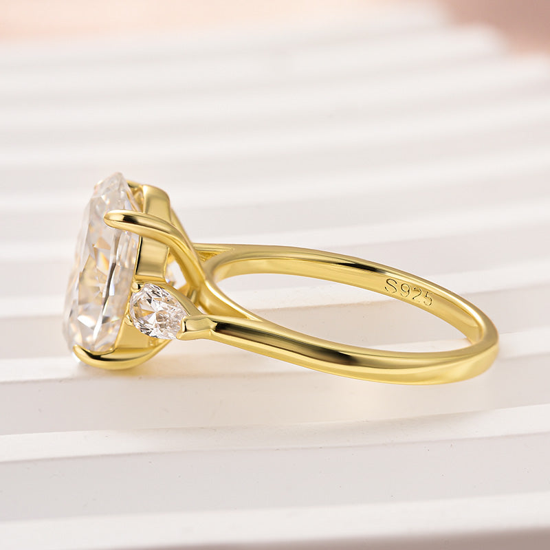 Rodiffy Moissanite 4.0 Ct Oval Cut Yellow Gold Promise Ring