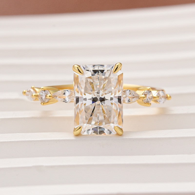 Moissanite 3.5 Ct Radiant Cut Yellow Gold Travel Ring For Women