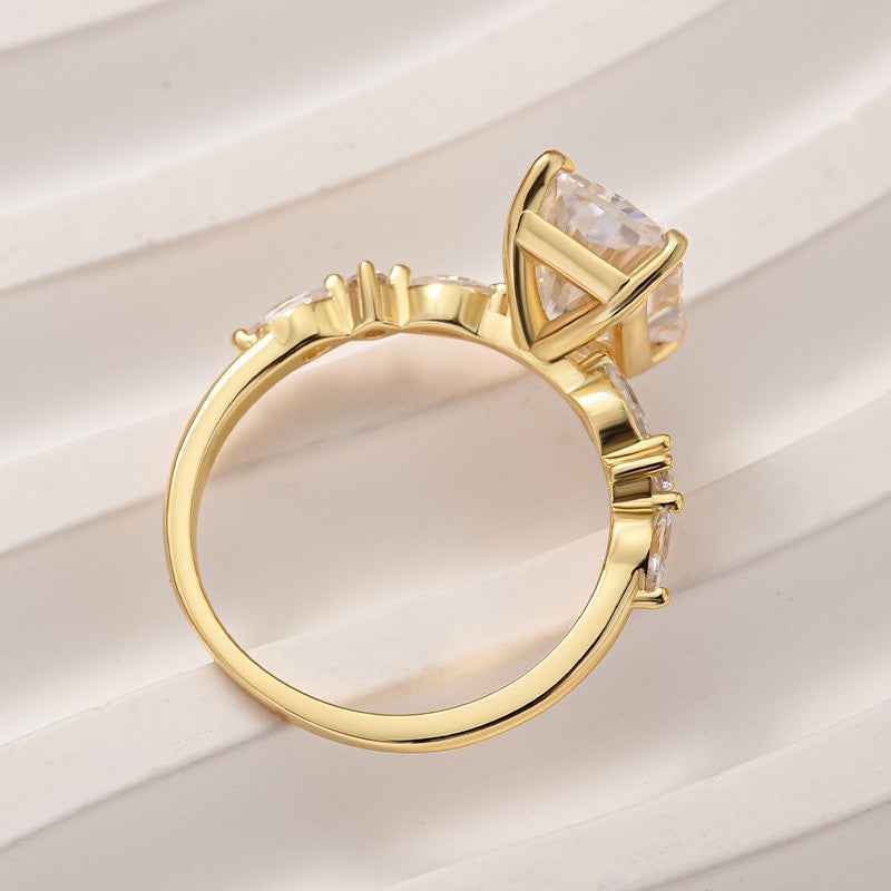 Moissanite 3.5 Ct Radiant Cut Yellow Gold Travel Ring For Women