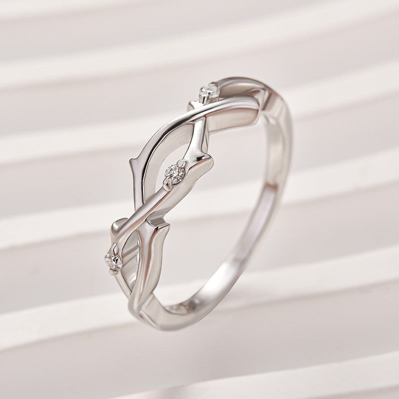 Moissanite Twig Round Cut White Gold Travel Ring In Sterling Silver