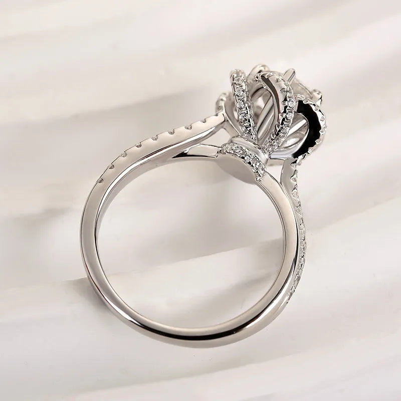 Rodiffy Moissanite 1.0Ct Round Cut Twist Flower Design Engagement Ring