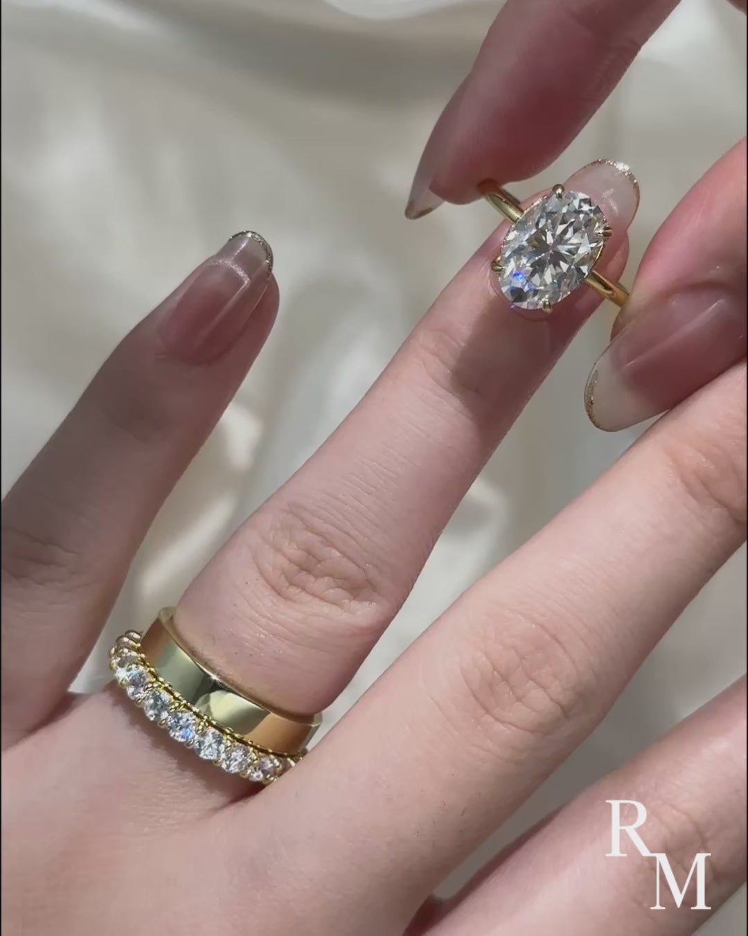 Moissanite 4.0Ct Solitaire Oval Cut Yellow Gold Engagement Ring With Eternity Ring