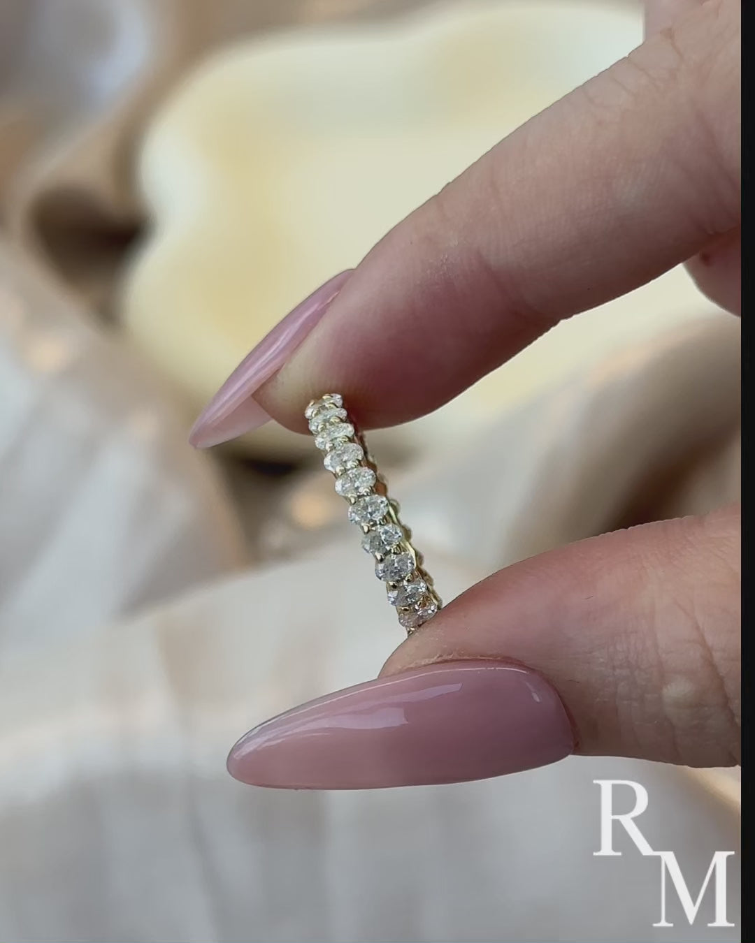 Rodiffy Moissanite 3.0 Ct Oval Cut Full Yellow Gold Wedding Band for Women