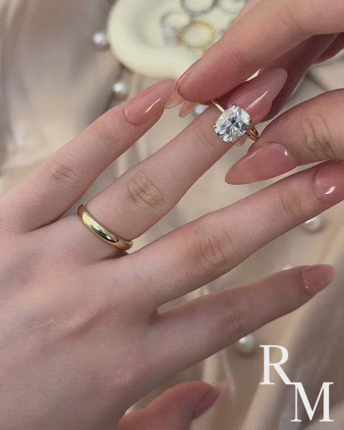 Rodiffy Moissanite 4.0 Ct Cushion Cut Yellow Gold Wedding Ring Set with Wide Band