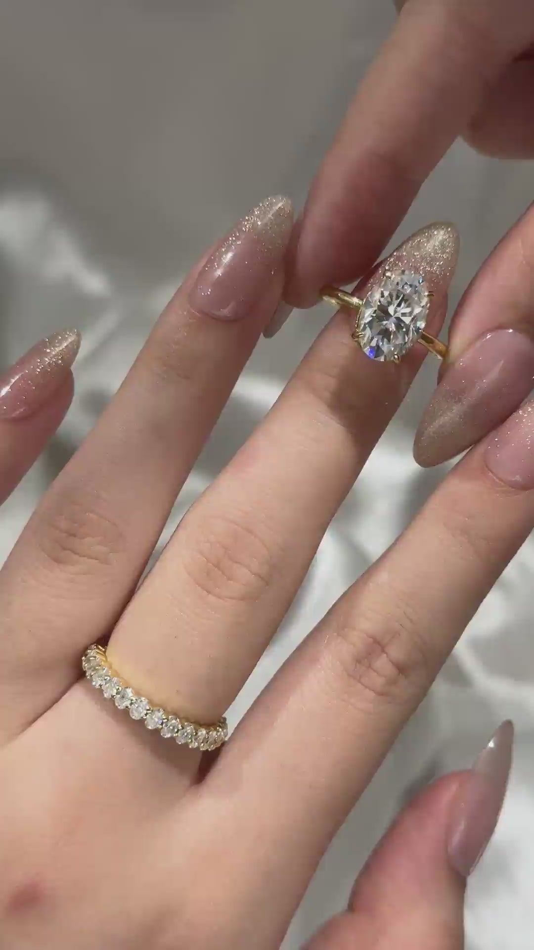 Moissanite 5.5 Ct Solitaire Oval Cut Yellow Gold Engagement Ring with Eternity Oval Cut Ring