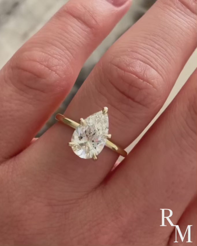 Rodiffy Moissanite 4.0 Ct Pear Cut Yellow Gold Engagement Ring For Women