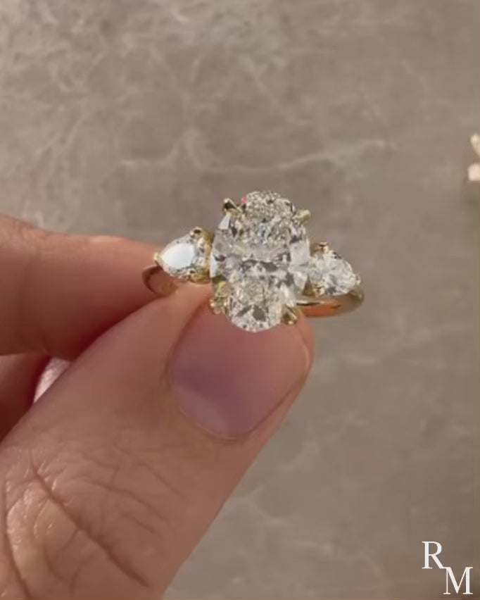 Rodiffy Moissanite 4.0 Ct Oval Cut Yellow Gold Promise Ring
