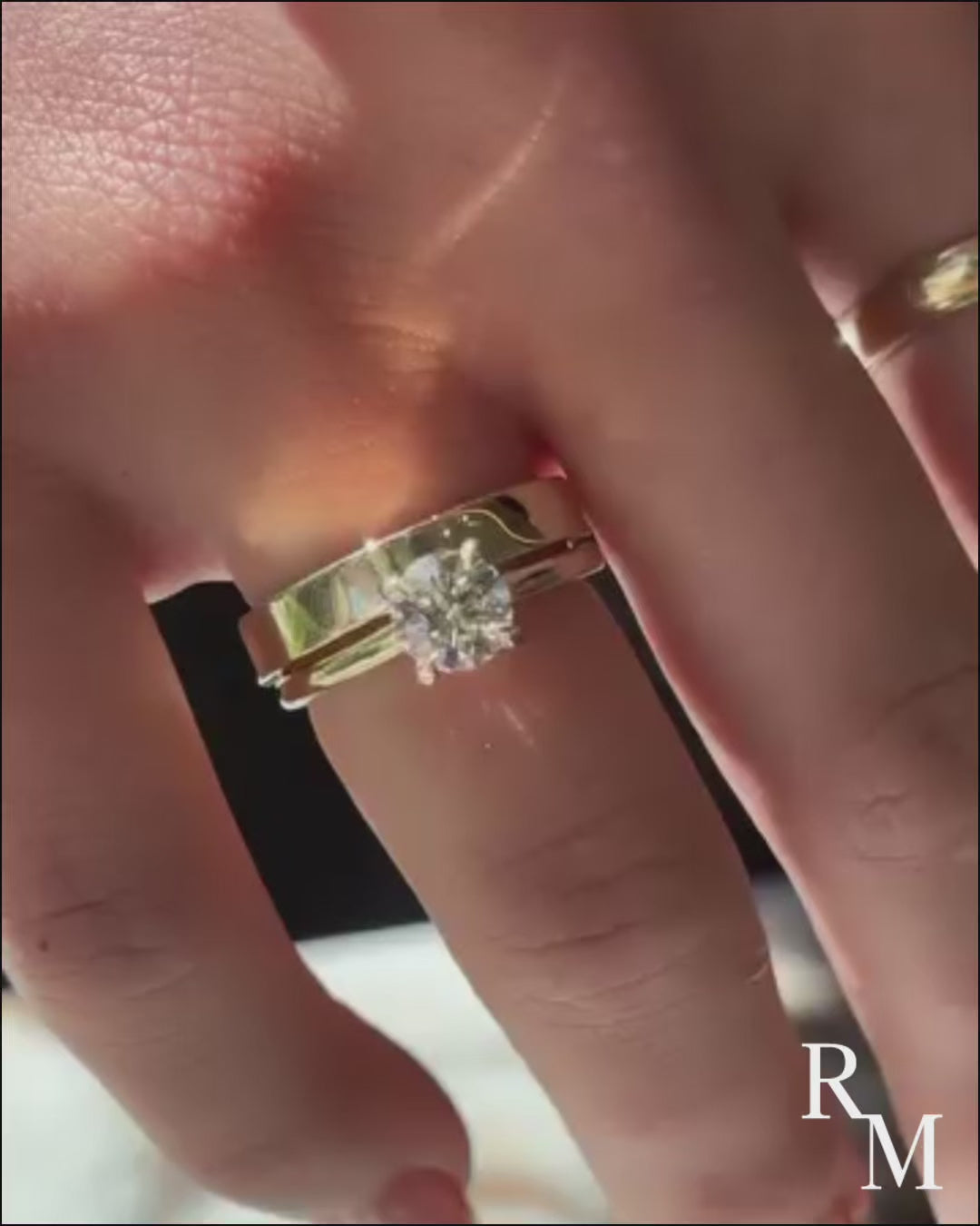 Rodiffy Moissanite 2.0 Ct Round Cut Yellow Gold Wedding Ring Set with Wide Band