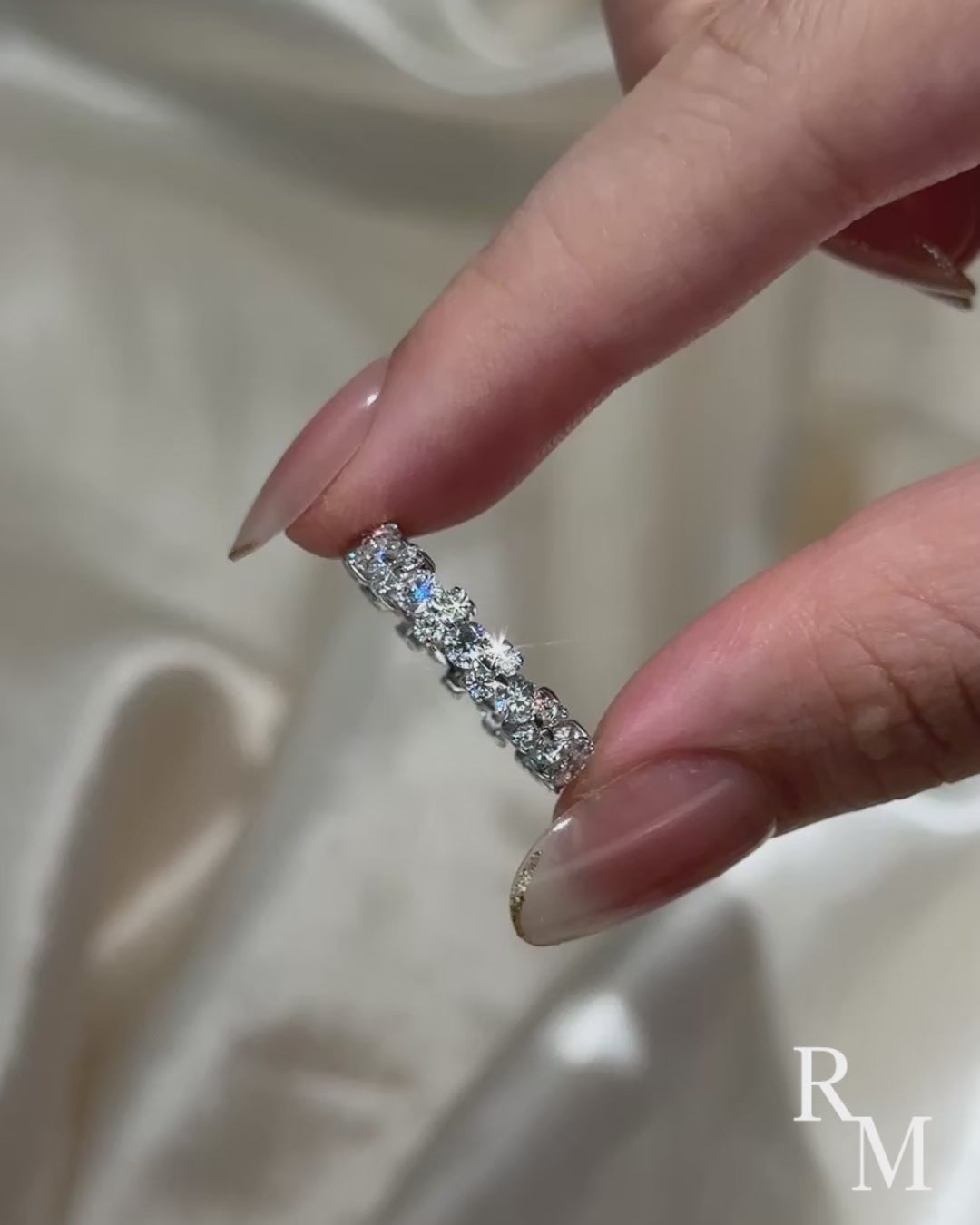 Moissanite 2.5 Ct Round Cut Full Wedding Band for Women