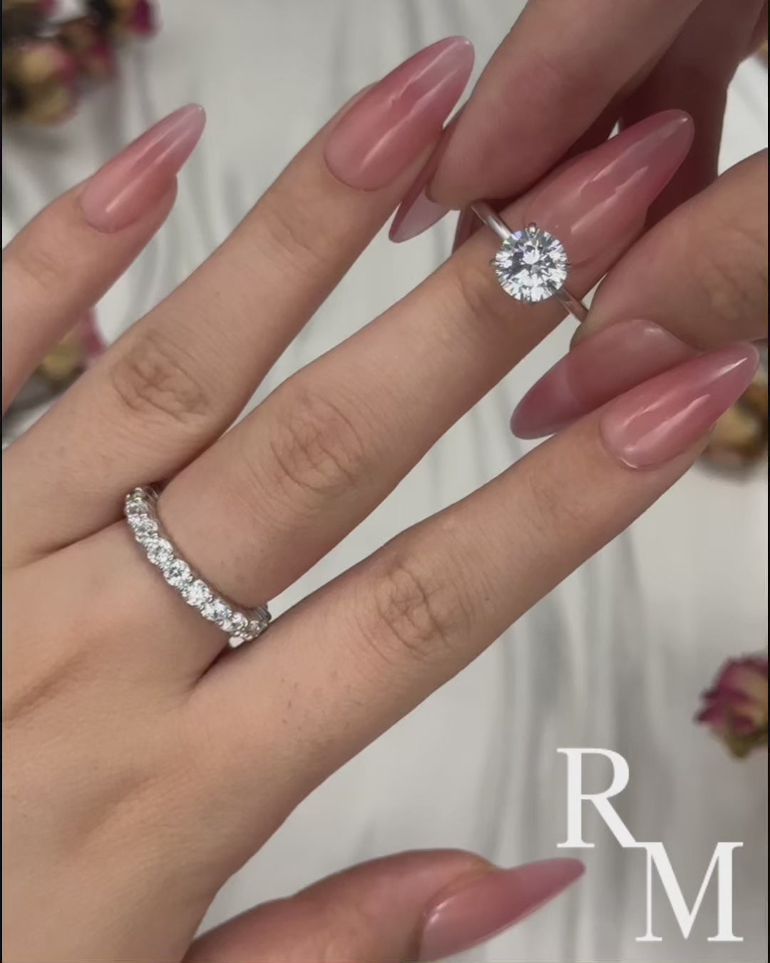 Moissanite 2.0Ct Round Cut White Gold Wedding Ring Set