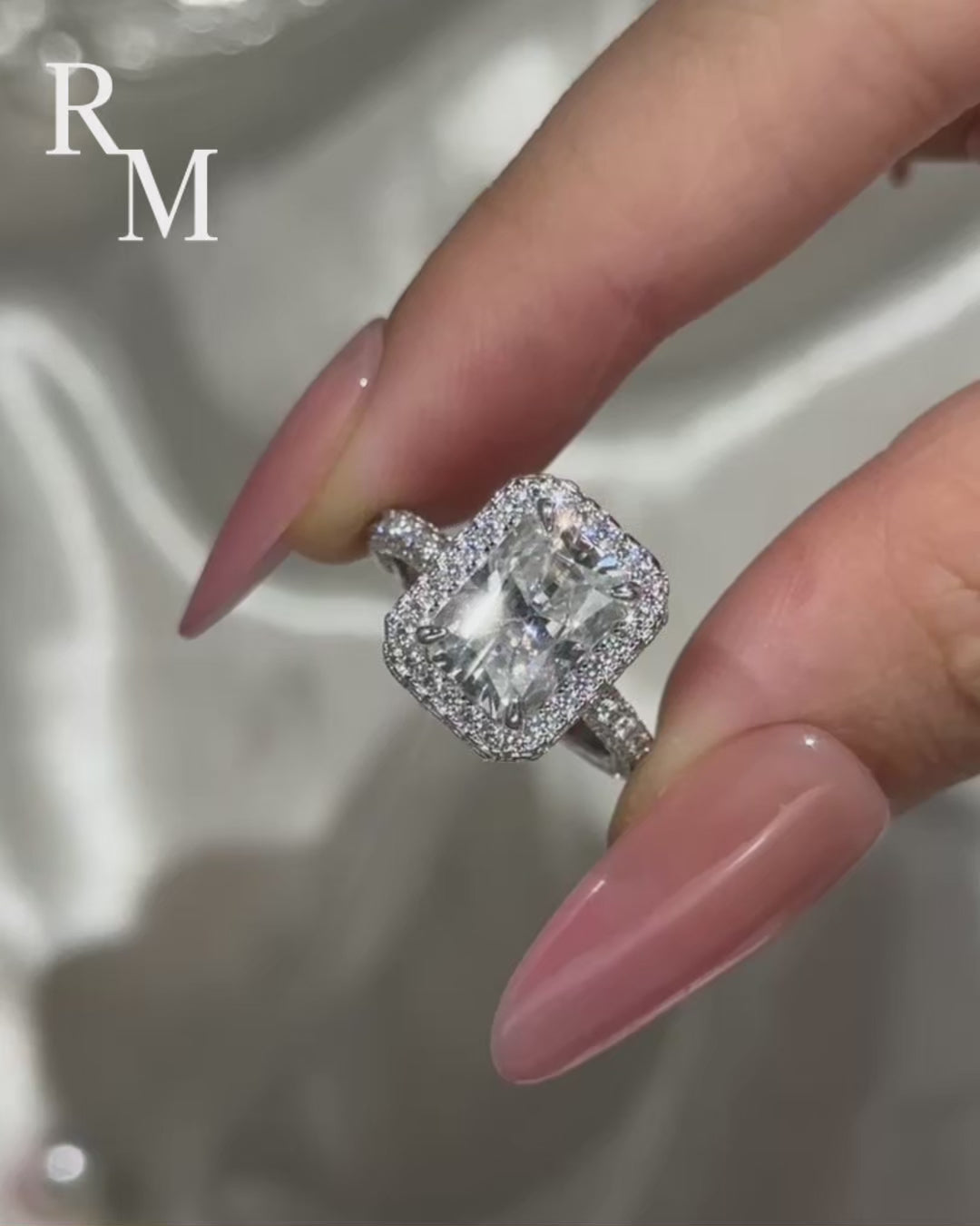 Moissanite 3.5Ct Radiant Cut Halo Engagement Ring In Sterling Silver