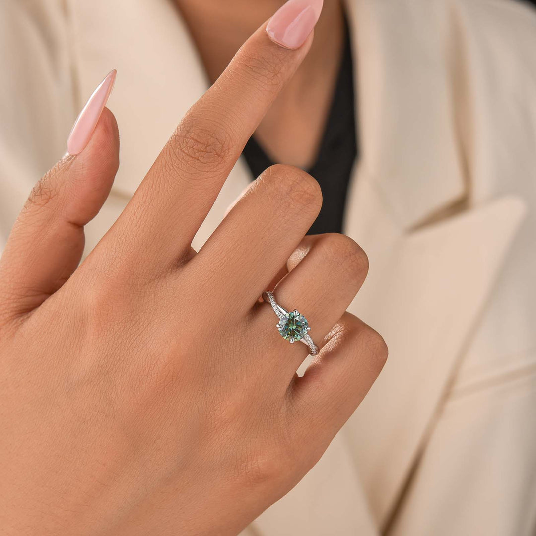 S925 Moissanite 1.2Ct Chic Round Cut Nature-inspired Green Twist Ring For Everyday Wear