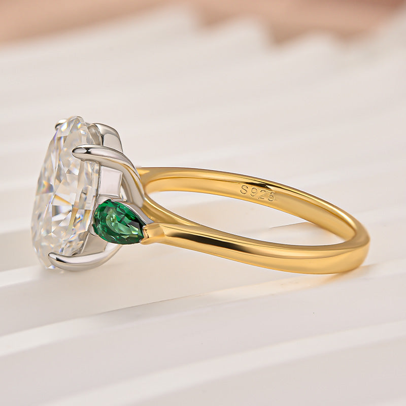 Moissanite 4.0Ct Oval Cut Green Pear Cut Side Stone Engagement Ring