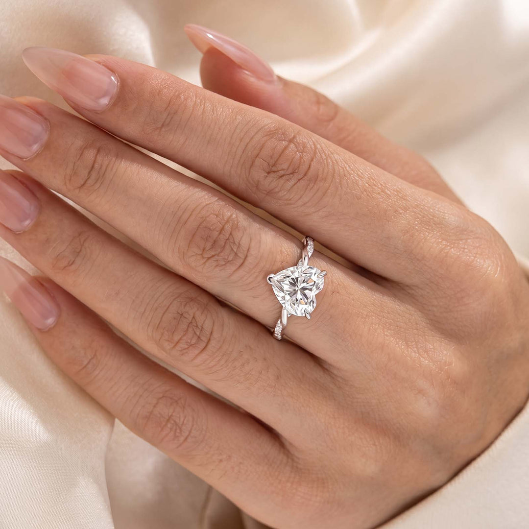 S925 Elegant Moissanite 3.0Ct Heart Cut Twist Romantic Everyday Wearable Ring For Date Nights