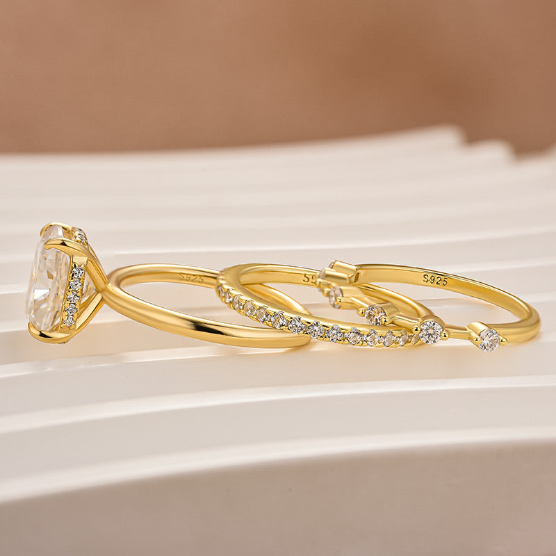 Moissanite 4.0Ct Cushion Cut Solitaire Yellow Gold 3PC Wedding Ring Set