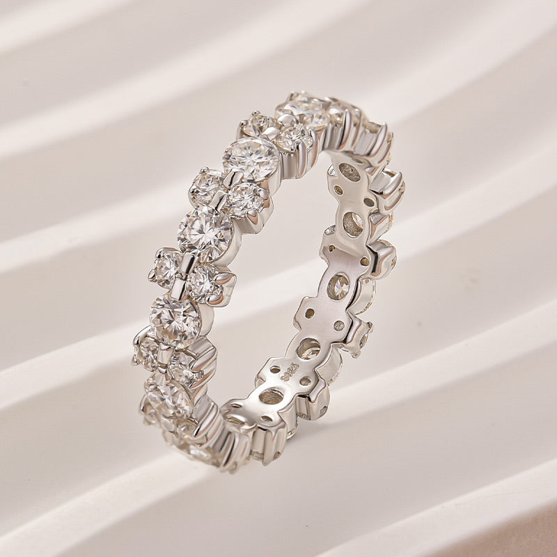 Moissanite 2.5 Ct Round Cut Full Wedding Band for Women