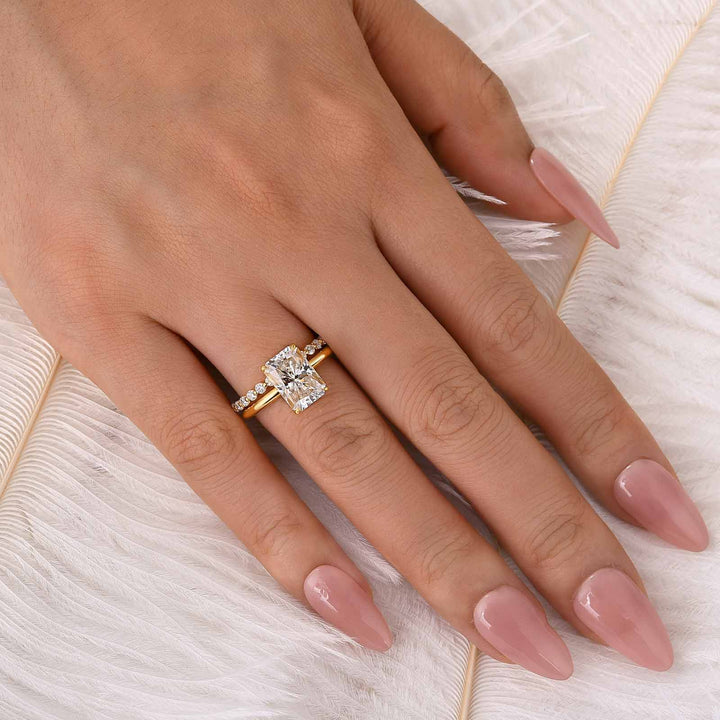 Moissanite 2PC 3.5Ct Solitaire Radiation Ring &amp; Classic Band Stackable Ring Sets