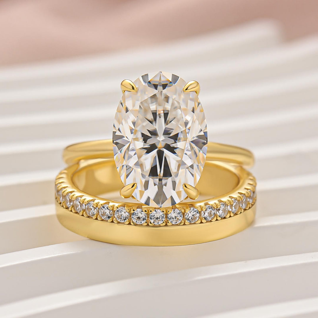 Moissanite 2PC 5.5Ct/4.0Ct Oval Cut Hidden Halo Engagement Ring With Round Cut Wedding Band Wedding Ring Set