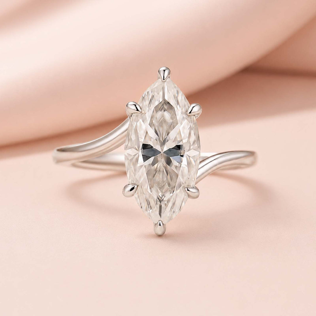 S925 Moissanite Curved 3.0Ct Marquise Cut White Gold Engagement Ring