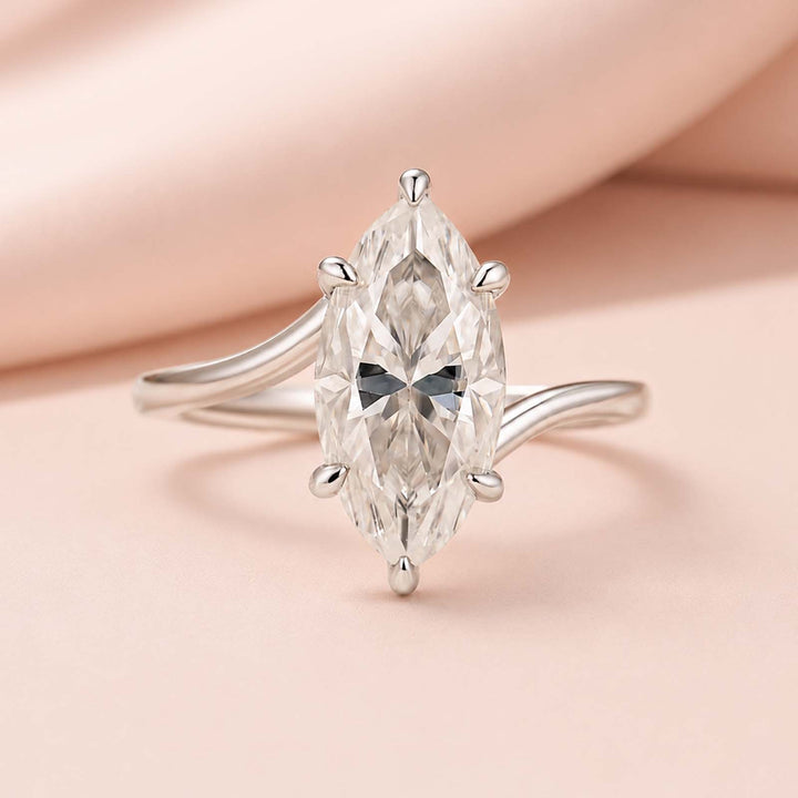 S925 Moissanite Curved 3.0Ct Marquise Cut White Gold Engagement Ring