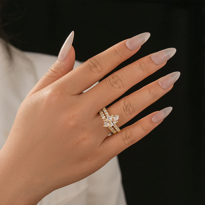 Moissanite 3.0Ct Marquise Cut Yellow Gold Wedding Ring with Oval Cut Wedding Ring